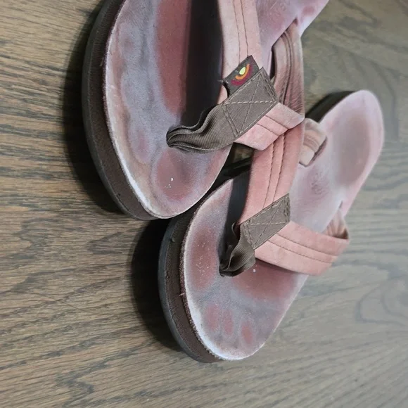 Rainbow Pink Flipflops - Picture 3 of 4